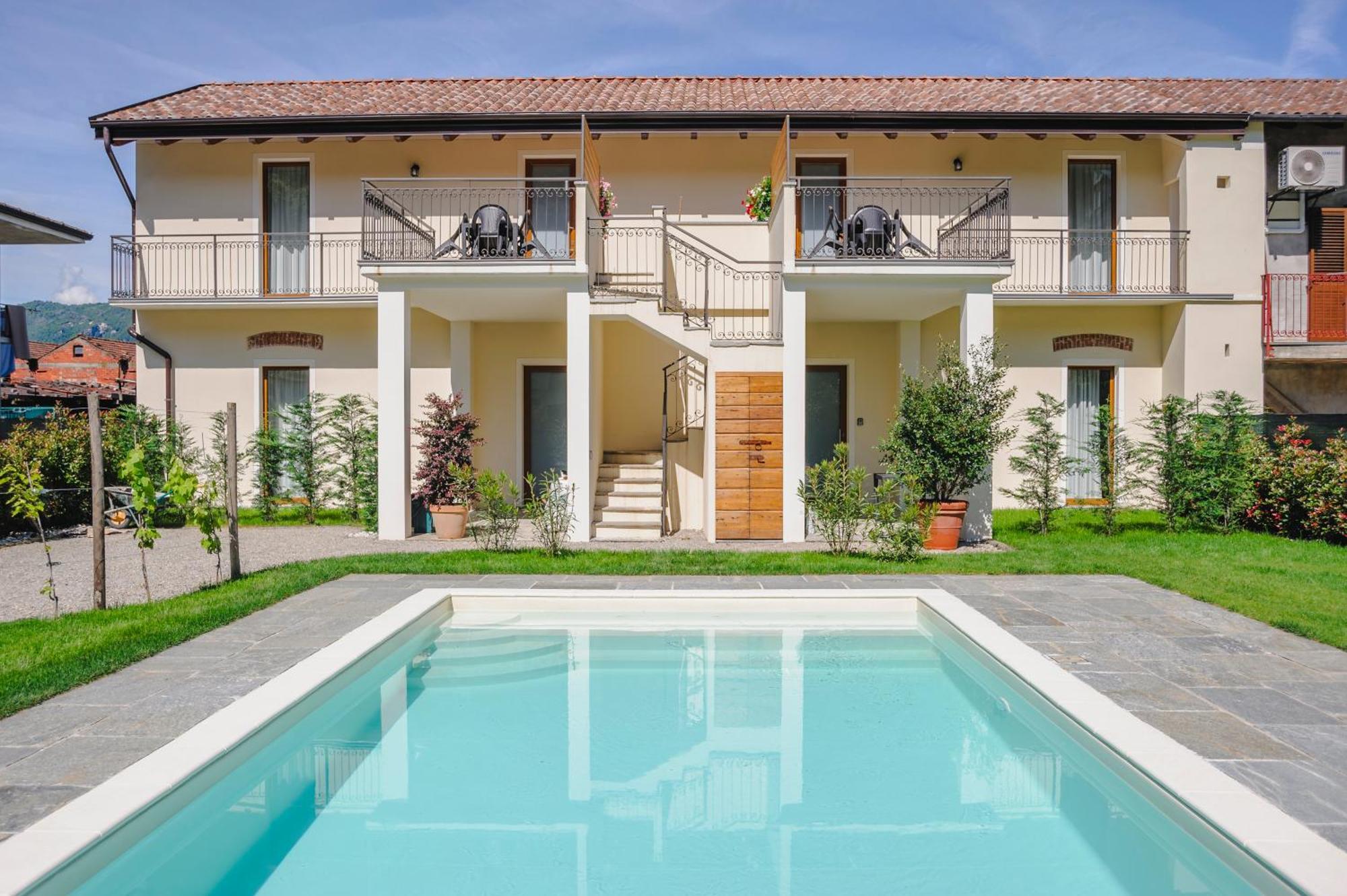 Le Casette Di Orta Apartments Orta San Giulio Exteriör bild